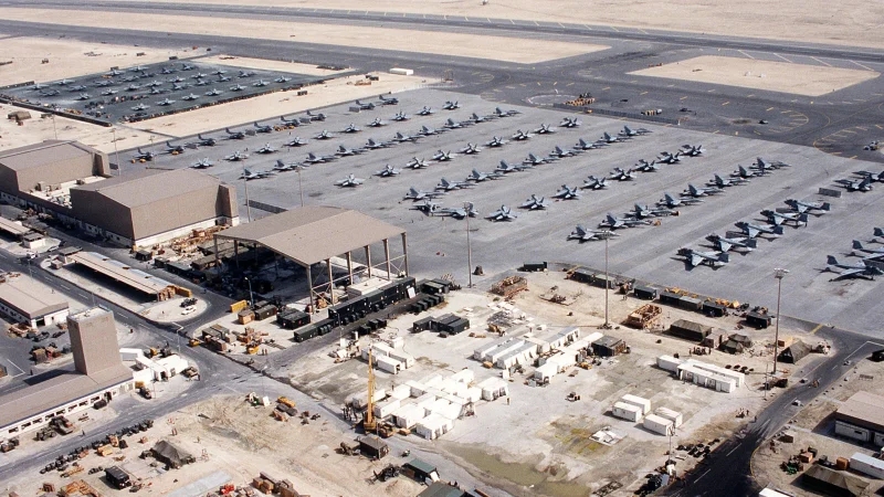 الحرس الثوري يعلن تدمير مقر أركان القاعدة الجوية الأمريكية في البحرين