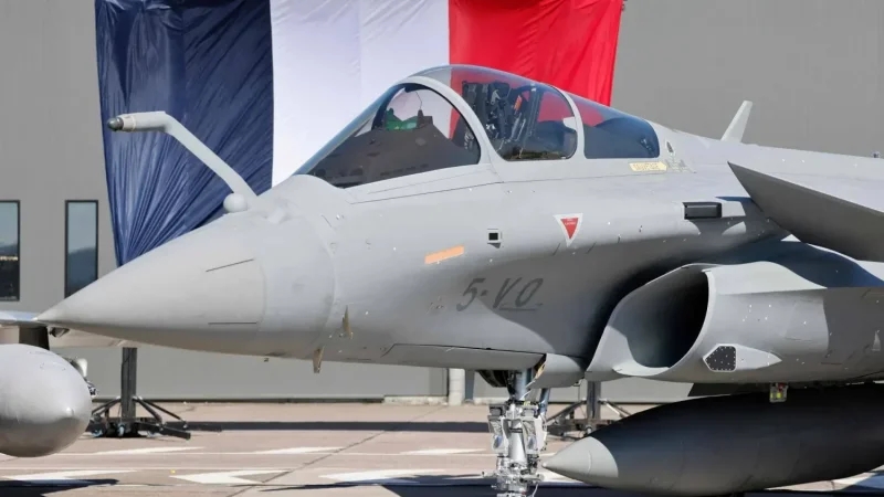 جان ​نويل بارو: مقاتلات فرنسية حيّدت طائرات إيرانية استهدفت الإمارات