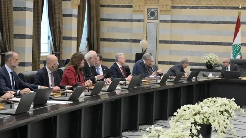 مجلس الوزراء اللبناني يُقرّر حصر السلاح بيد القوى الشرعية في بيروت