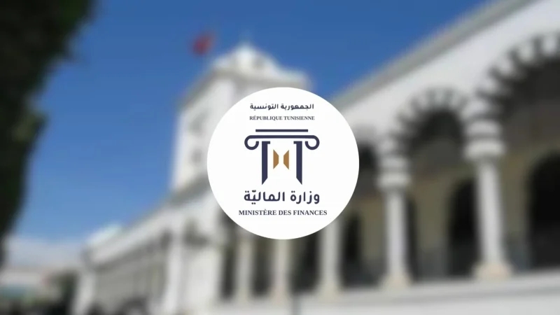 المالية تدعو المطاعم والمقاهي للانخراط في منظومة آلات التسجيل الجبائية
