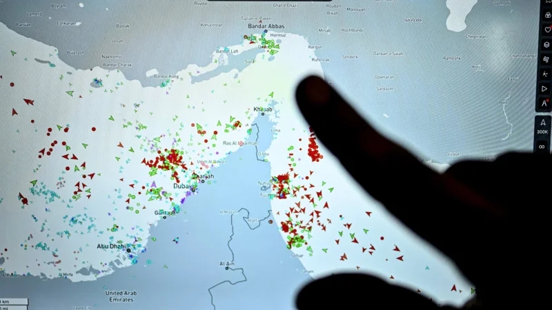 هدنة هشة وألغام بحرية.. شركات الشحن تتجنب هرمز في انتظار ضمانات أمنية