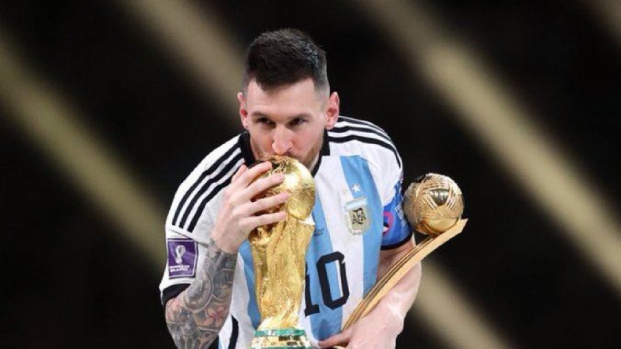 ميسي يشترط 600 مليون أورو سنويا للانتقال إلى الهلال السعودي