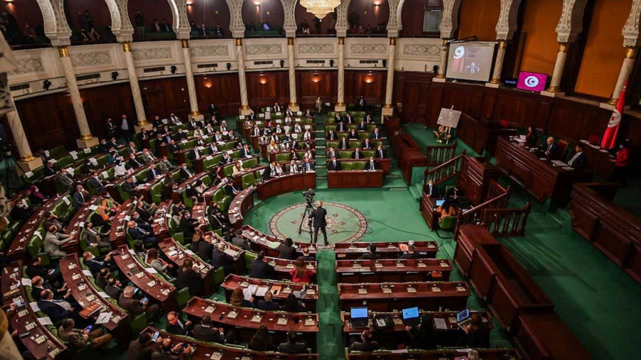 إدراج نائبة بالبرلمان في التفتيش بشبهة ارتكابها 11 مخالفة انتخابية