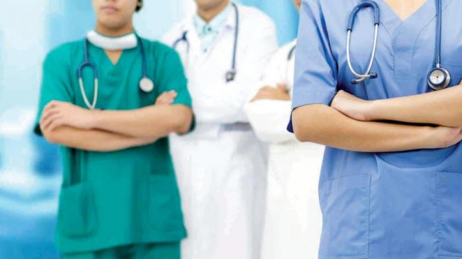 منظمة الصحة العالمية تحذر من ظاهرة هجرة العاملين في قطاع الصحة