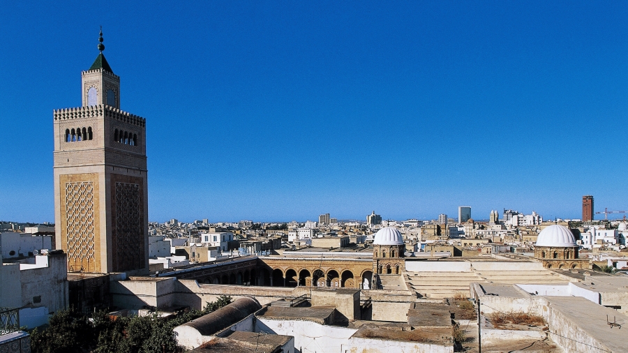 اليوم.. الحرارة تصل 33 درجة