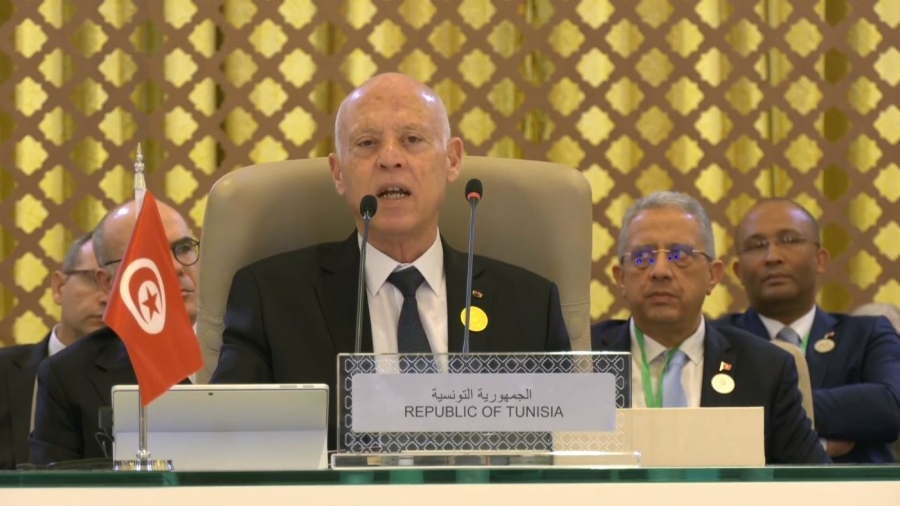 قيس سعيّد من جدّة: ''البيانات والخطابات ليست كافية طالما لم تنفّذ..''