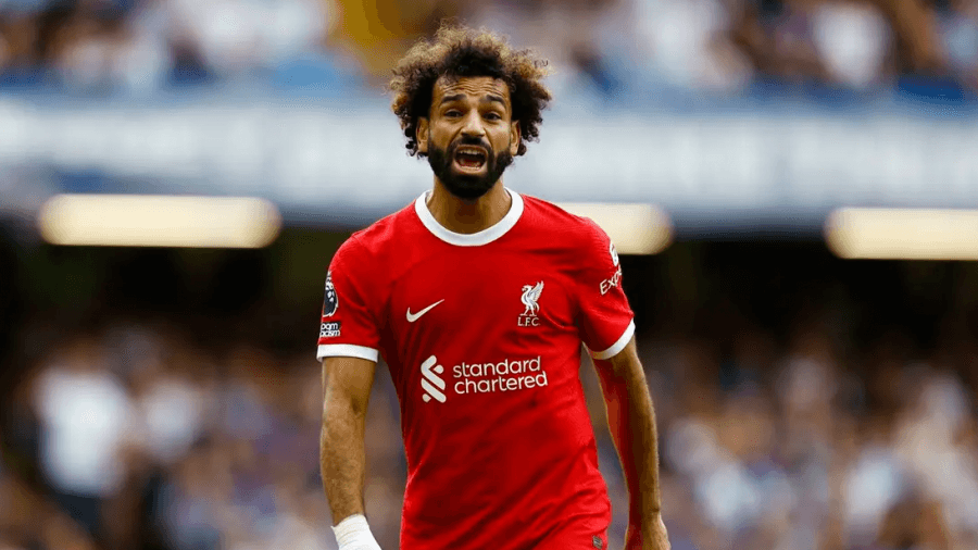 أسطورة مانشستر لمحمد صلاح: ''اجلس واخرس''