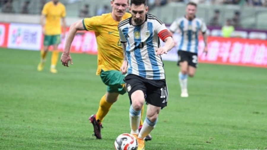 Amical: L'Argentine domine l'Australie