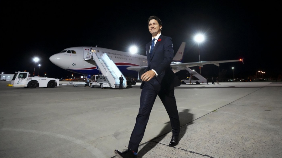 Justin Trudeau bloqué en Inde... Son avion a récidivé 