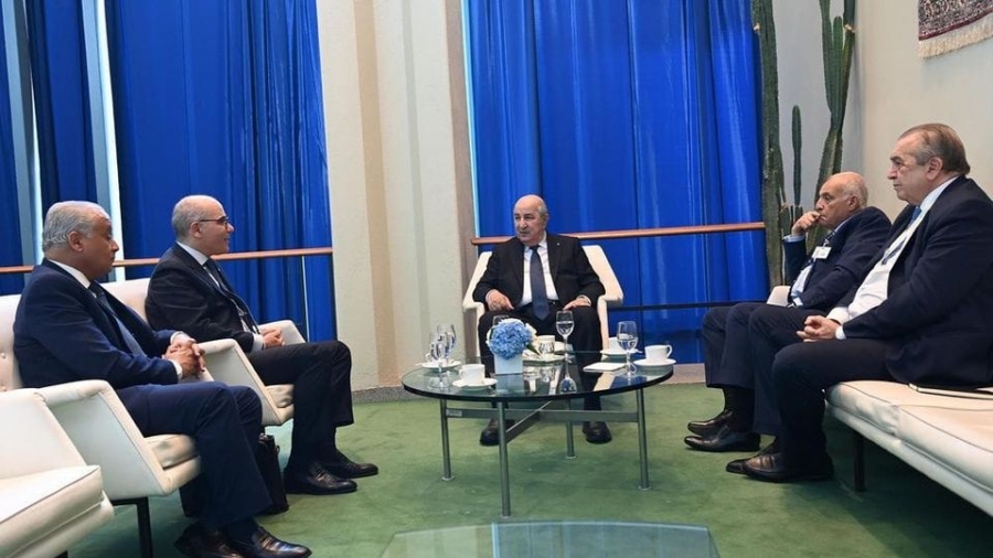 Nabil Ammar rencontre le président algérien à New York 