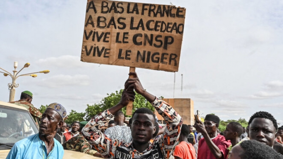 La France soutient l’éventuelle intervention de la Cedeao au Niger