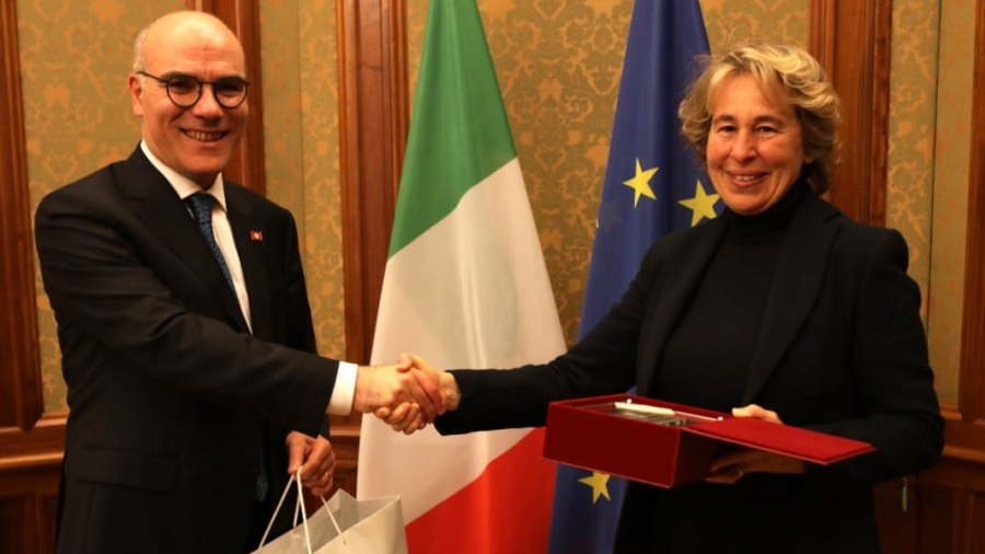 Nabil Ammar s’entretient avec la sénatrice italienne Stefania Craxi