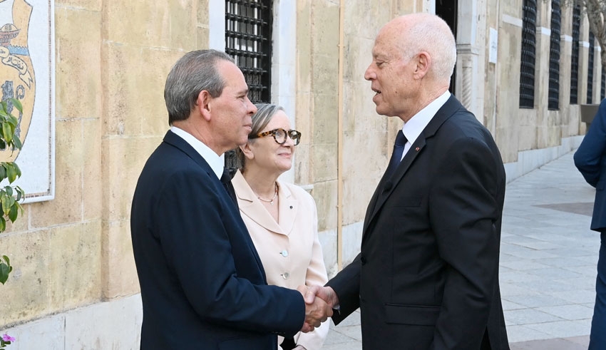 Saied préside la cérémonie d’investiture du nouveau chef du gouvernement Ahmed Hachani