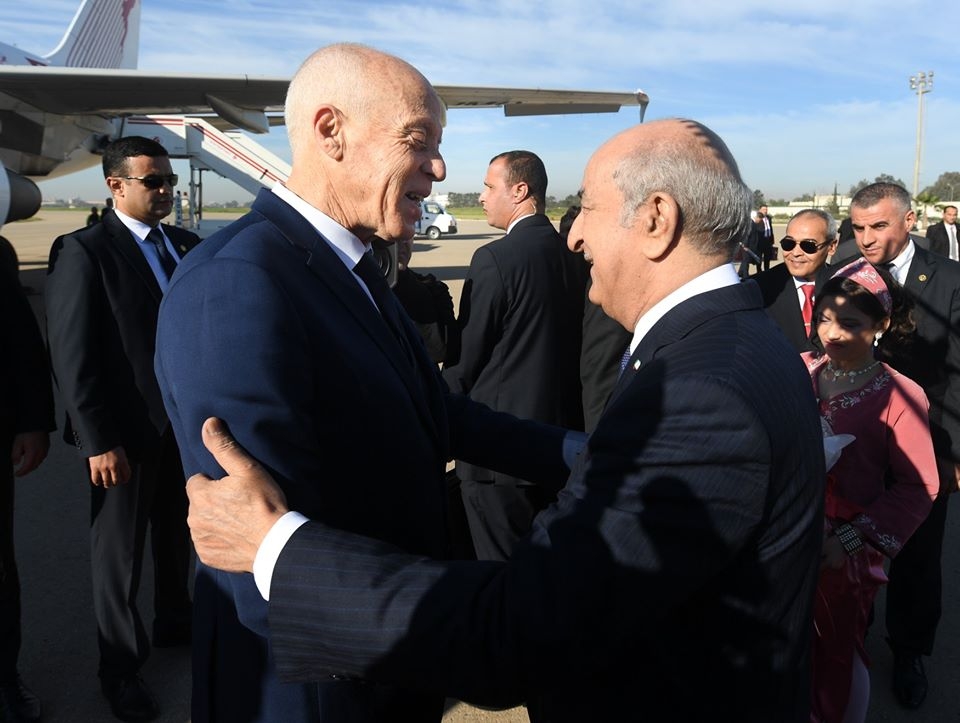 Tunisia-FM Nabil Ammar  gives Tebboune a letter from Saïed