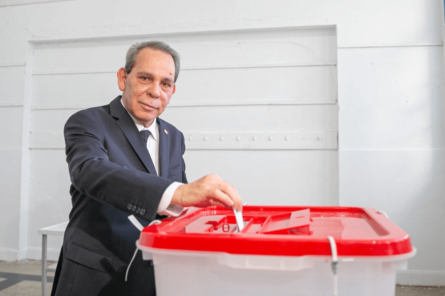 Tunisia-Local elections: Ahmed Hachani votes