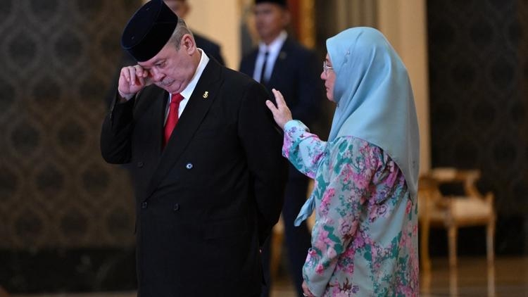 Malaysia installs Sultan Ibrahim of Johor state as new king