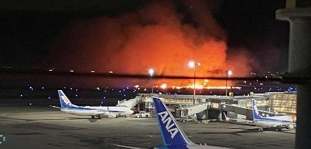 Collision between two planes at Japanese airport