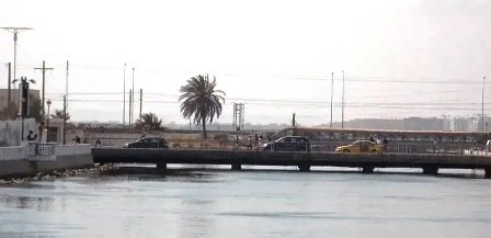 Tunisia – La Goulette: Closure of bridge on Kheireddine canal