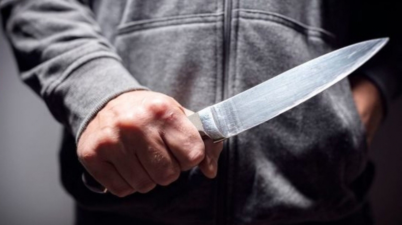 Tunsia-Kairouan: Student stabs his teacher with knife inside classroom!