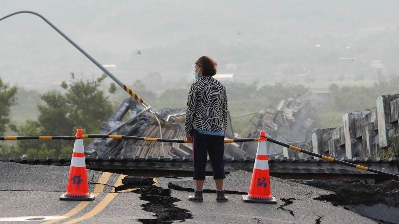 Taiwan earthquake : Nine dead and more than 800 injured