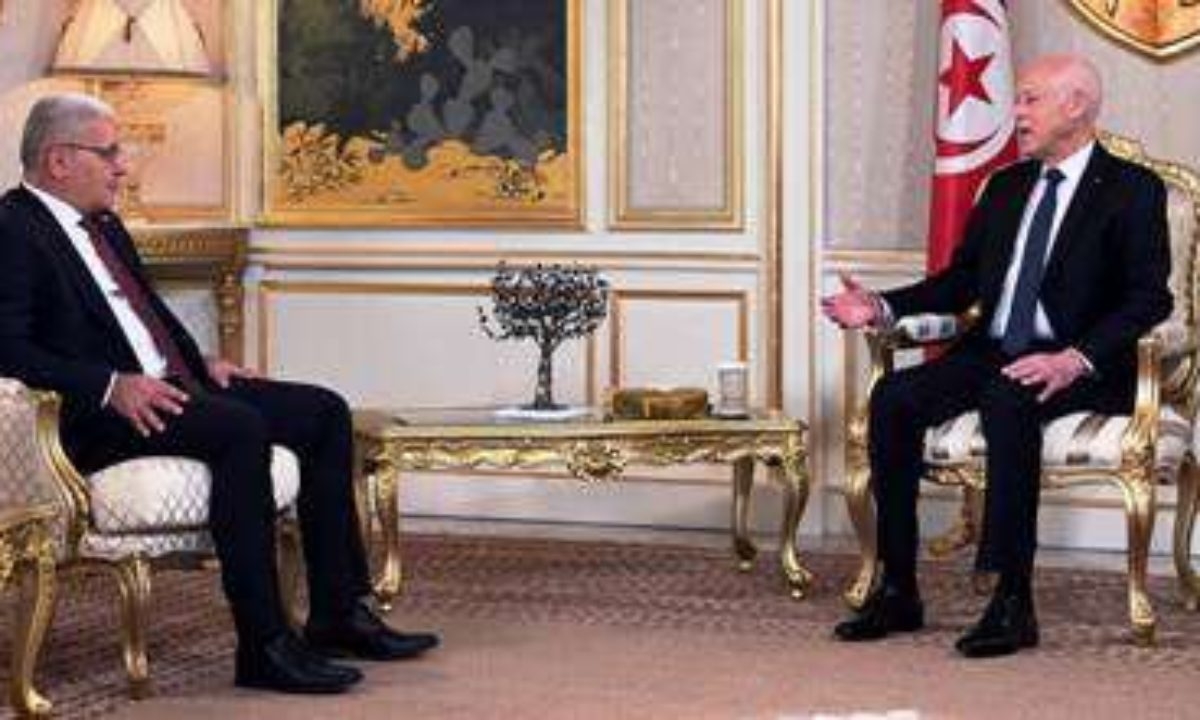 Tunisia – Saïed receives  president of  Algerian parliament