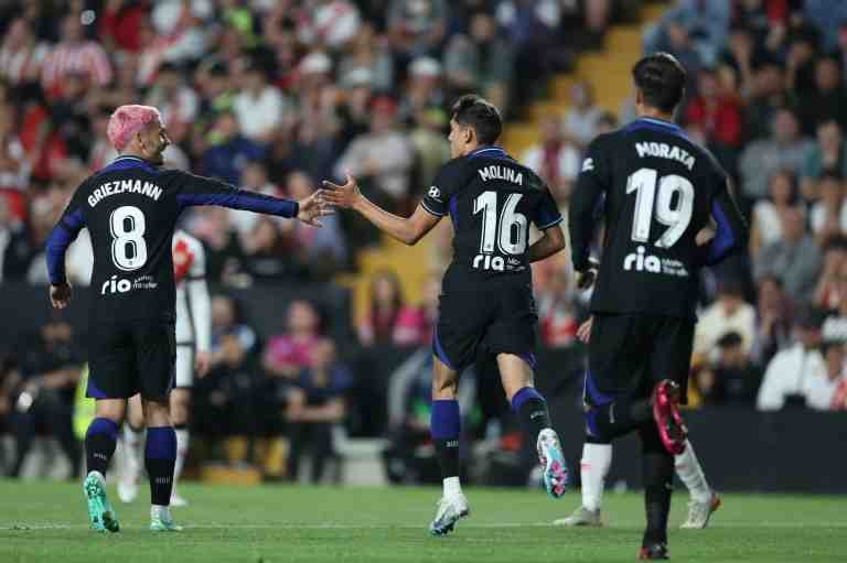 Espagne: l’Atlético surclasse le Rayo et menace le Real