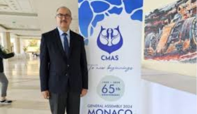 Habib Chérif au bureau mondial de la plongée