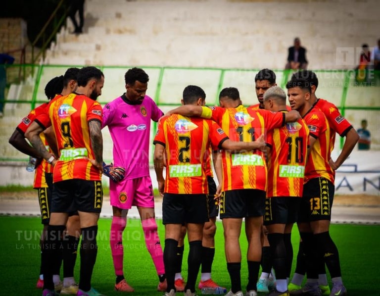 Foot – L’Espérance Sportive de Tunis signe un nouveau joueur algérien ?!!