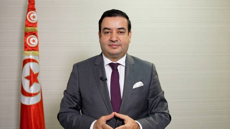 مكتب حملة العياشي زمّال ..مرشّحنا مرّ الى الدور الثاني على الأقل