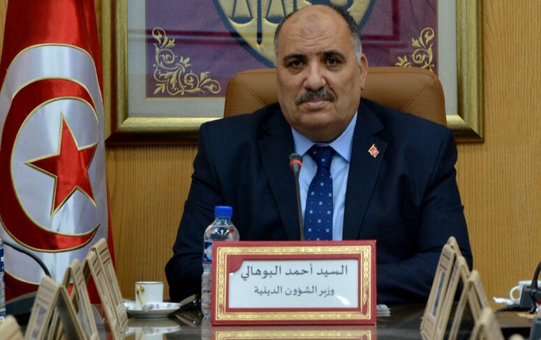 وزير الشؤون الدينية يدعو إلى التقيّد بتعاليم الإسلام في المحافظة على المياه وعدم الإسراف في استعمالها