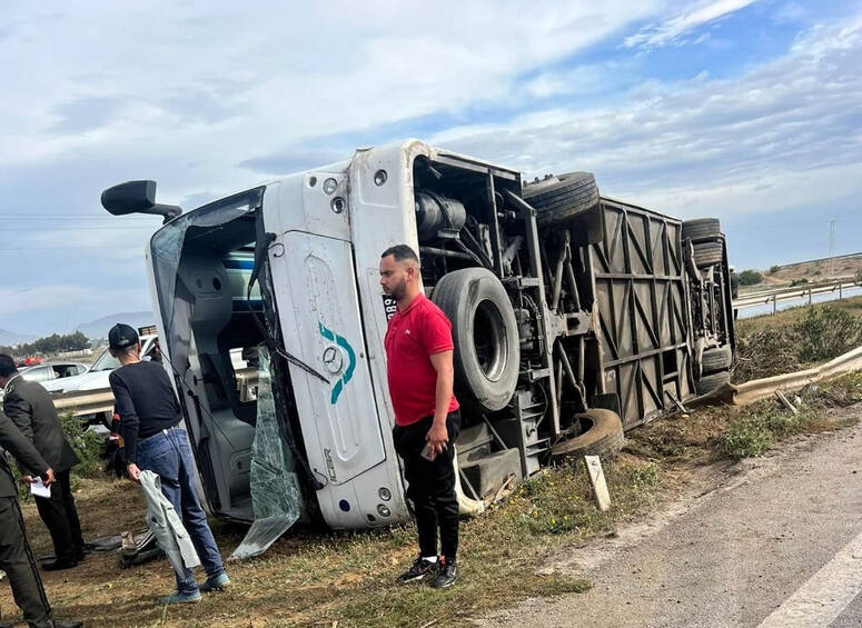 نابل: إصابة 23 شخصامن بينهم تلاميذ إثر حادث انزلاق حافلة رحلة مدرسية قادمة من المنستير