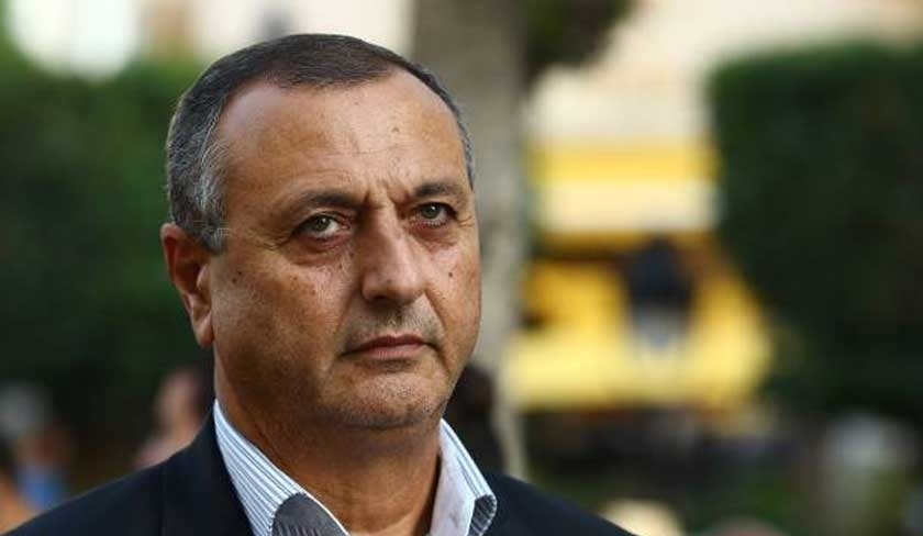 Lettre d'Issam Chebbi depuis sa cellule : « les simulacres de procès ne nous intimideront pas »