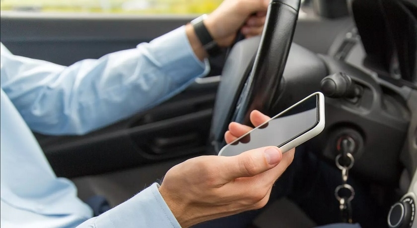 Téléphone au volant : un danger équivalent à la conduite en état d'ivresse