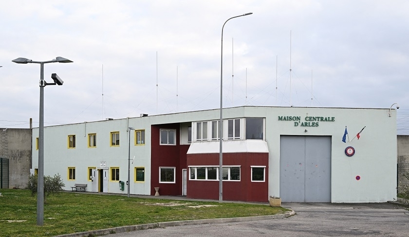 France - La prise d'otages à la prison d'Arles se termine sans victimes