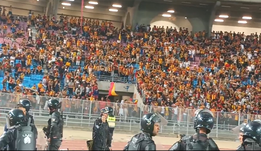 Heurts entre les supporters de l'EST et la police au stade de Radès