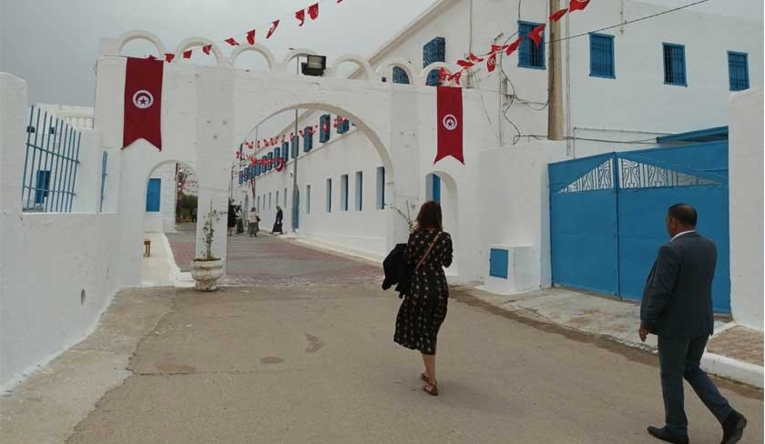 La France qualifie l'attaque de Djerba de terroriste et ouvre une enquête