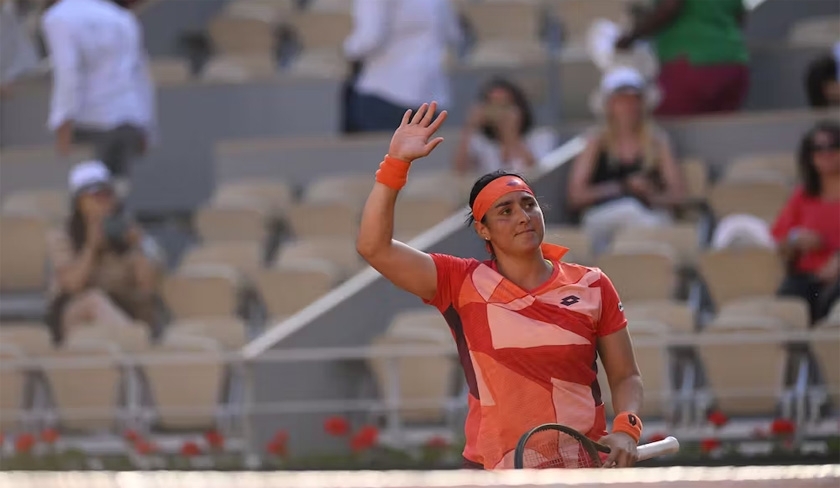 Ons Jabeur en huitièmes de finale de Roland-Garros