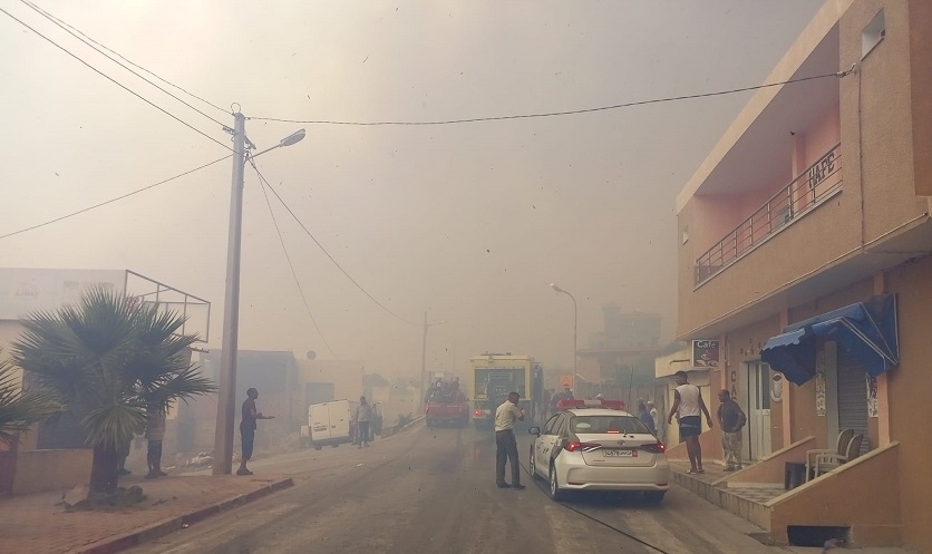 Jendouba : le feu reprend à Melloula et la protection civile évacue les habitants