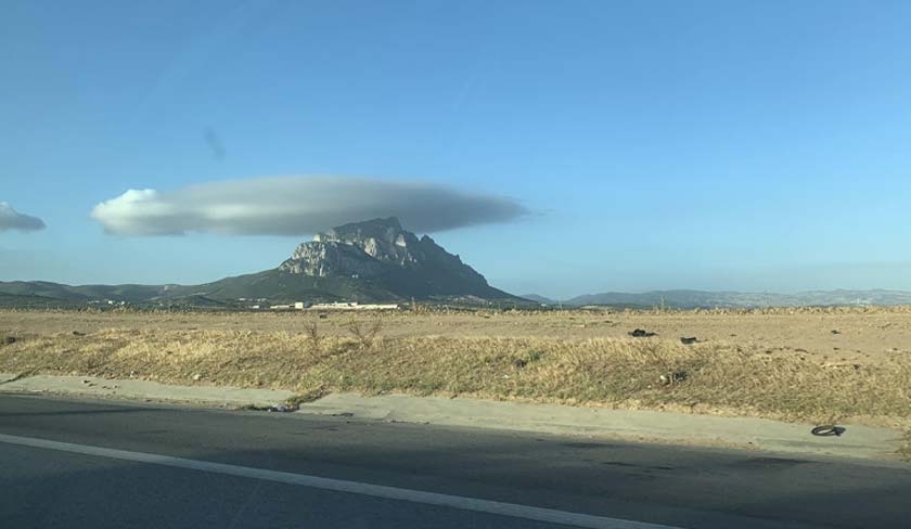 Quel est ce nuage aperçu au-dessus de Djebel Ressas '