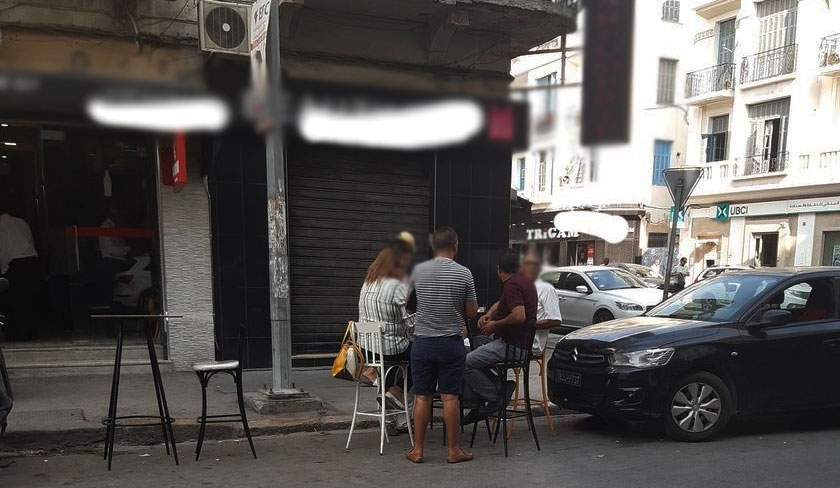 Après les trottoirs, les cafés occupent désormais la chaussée