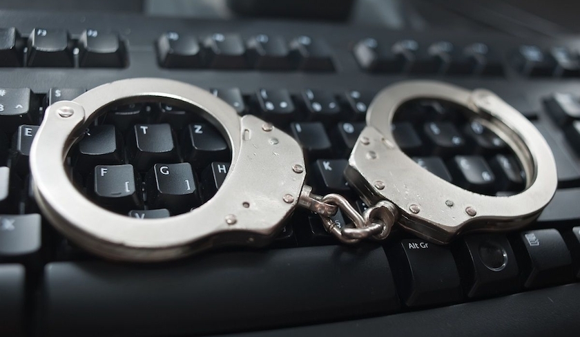 Ouverture d'une instruction contre huit pages Facebook accusées d'atteinte à l'ordre public