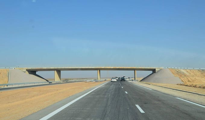 Tunisie : Alerte aux fortes rafales de vent sur l’autoroute Sfax – Gabes