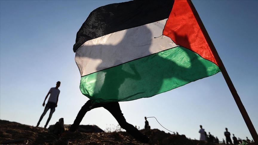 Monde: Des manifestants à Chicago réclament la suspension de toute aide américaine à Israël