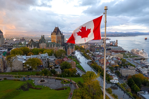 Canada : Le Québec revoit à la baisse le nombre de demandes de regroupement familial