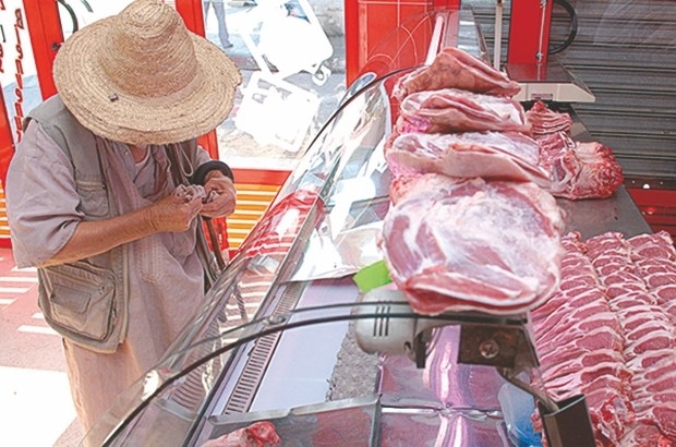 A des prix plafonnés: La Société Ellouhoum mettra à disposition d’importantes quantités de viande ovine...