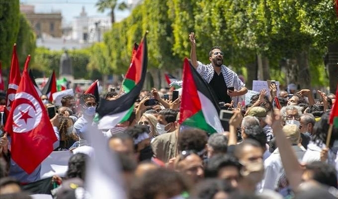 Tajani attendu à Tunis: “Je serai dans un pays arabe très proche du peuple palestinien”...