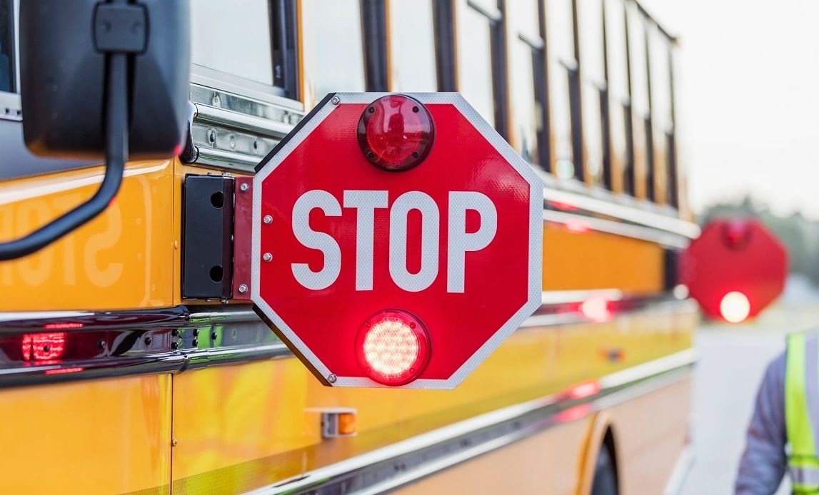 Nabeul: 14 élèves blessés dans le renversement d’un bus scolaire