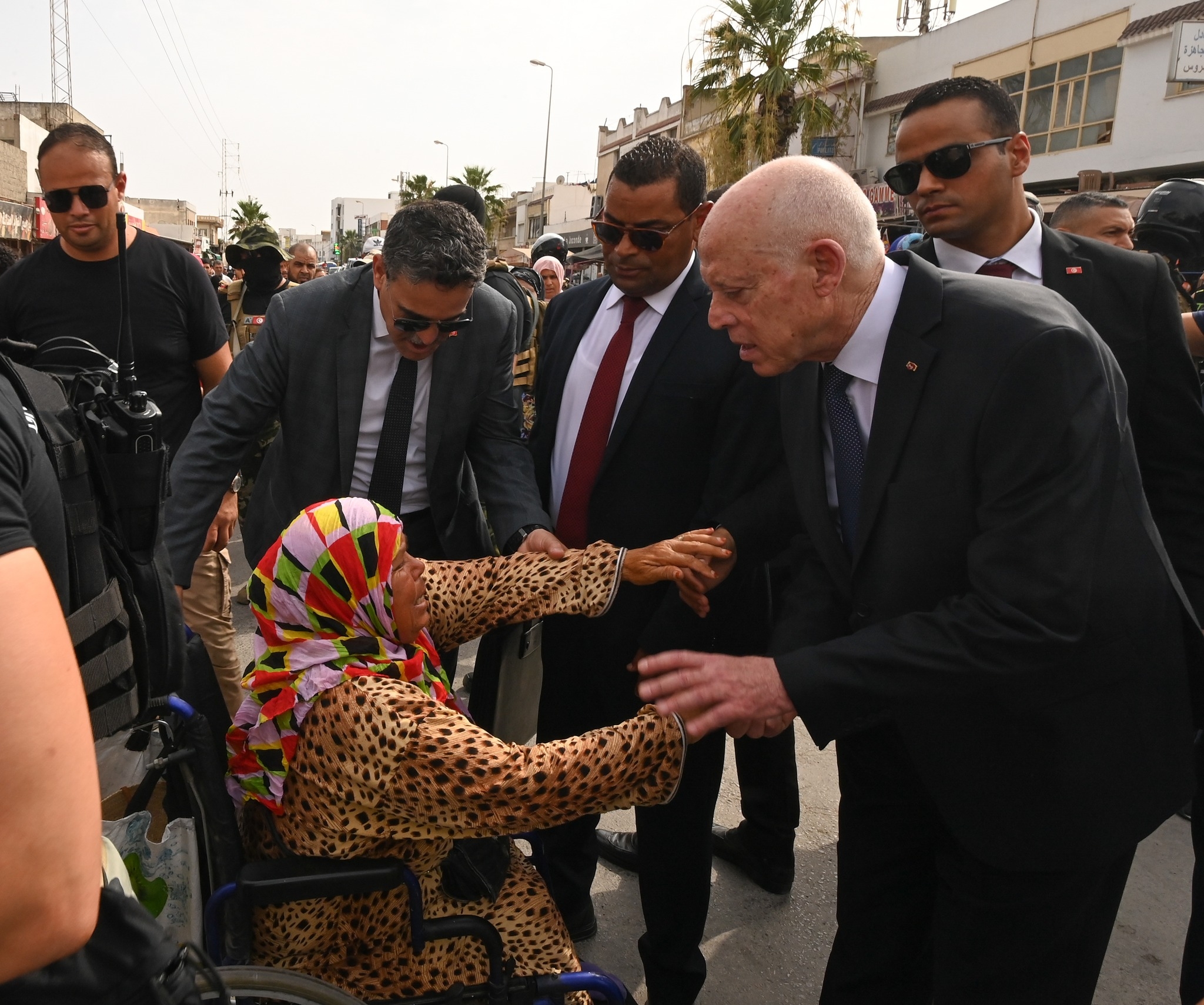 Kais Saïed rencontre des citoyens pour écouter leurs préoccupations (Photos)