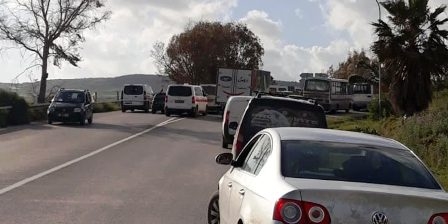 Tunisie – Tension et mécontentement général suite au blocage de la route entre Nefza et Tabarka