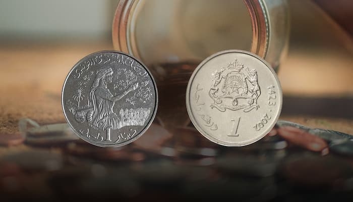 Taux de change: En 2023, le dinar a perdu 1,1% de sa valeur face au...